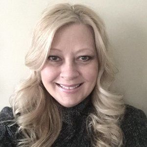 Meet your Posher, Carole